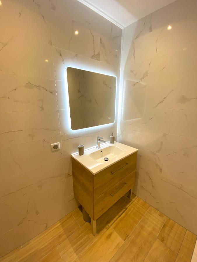 T2 Neuf, Parking & Garage Prive, Proche Centre Villa Сарла-ла-Канеда Екстериор снимка